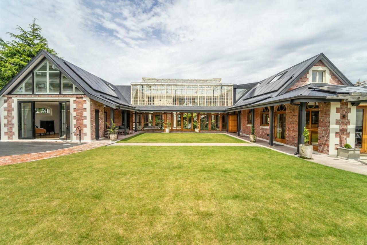 Britten Stables Studio Christchurch Eksteriør billede